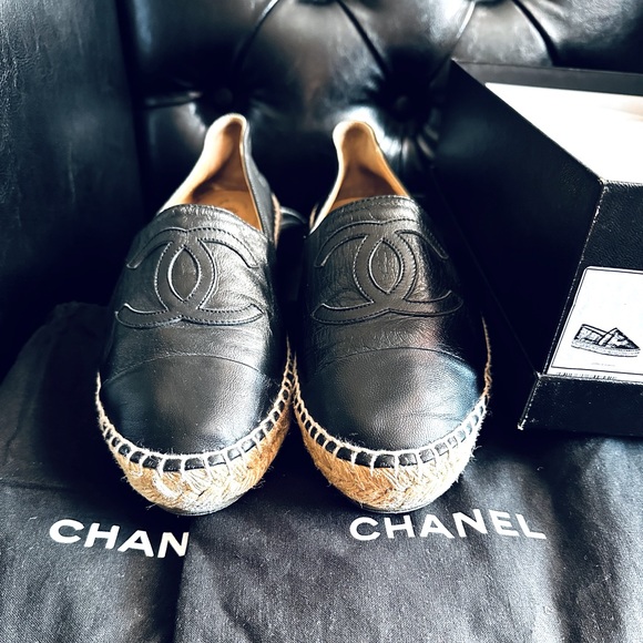 Chanel Espadrilles,size 38 European. - Picture 1 of 11